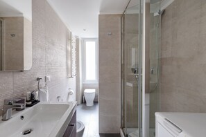 Apartment, 1 Schlafzimmer (A World Aparts - 61 Margutta) | Badezimmer