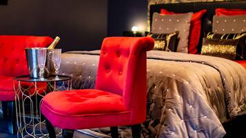 1 chambre, fer et planche Ă repasser, Wi-Fi gratuit, draps fournis