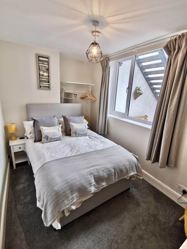 2 bedrooms, iron/ironing board, travel crib, free WiFi