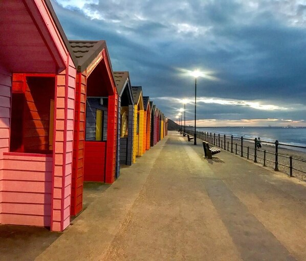 Exterior - Sandalwood Apartment - 2 bedrooms, close to the sea (Saltburn-by-the-Sea)