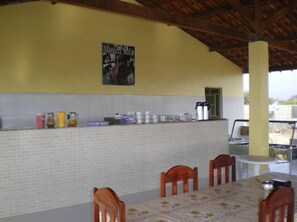 Tägliches inbegriffenes Frühstücksbuffet