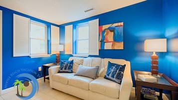 2 bedrooms, desk, iron/ironing board, free WiFi