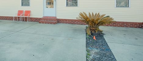 House | Exterior