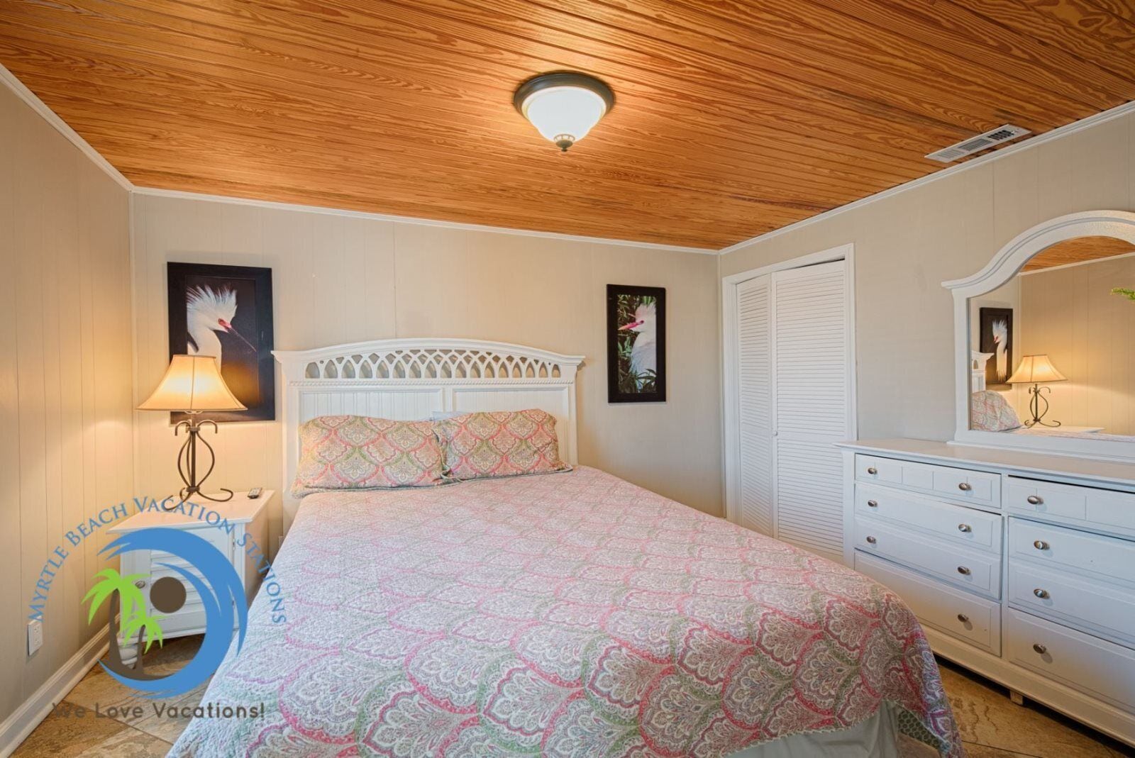 2 bedrooms, desk, iron/ironing board, free WiFi