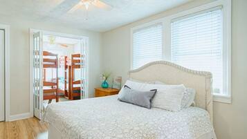 House | 3 bedrooms, free WiFi