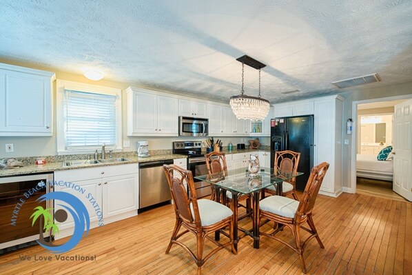 House | Private kitchen - CG Cottage Up (North Myrtle Beach)