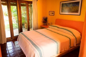 Double Room with Kitchenette | Down duvets, minibar, laptop workspace, iron/ironing board - Villa Magnolia (La Cruz de Huanacaxtle)