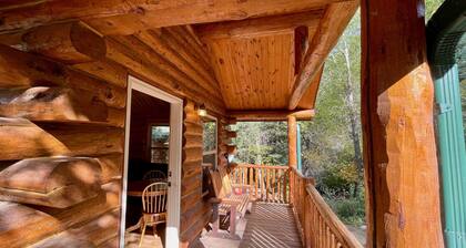 Secluded Creekside Cabin