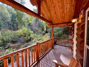 Terrace/patio - Secluded Creekside Cabin (Coaldale)