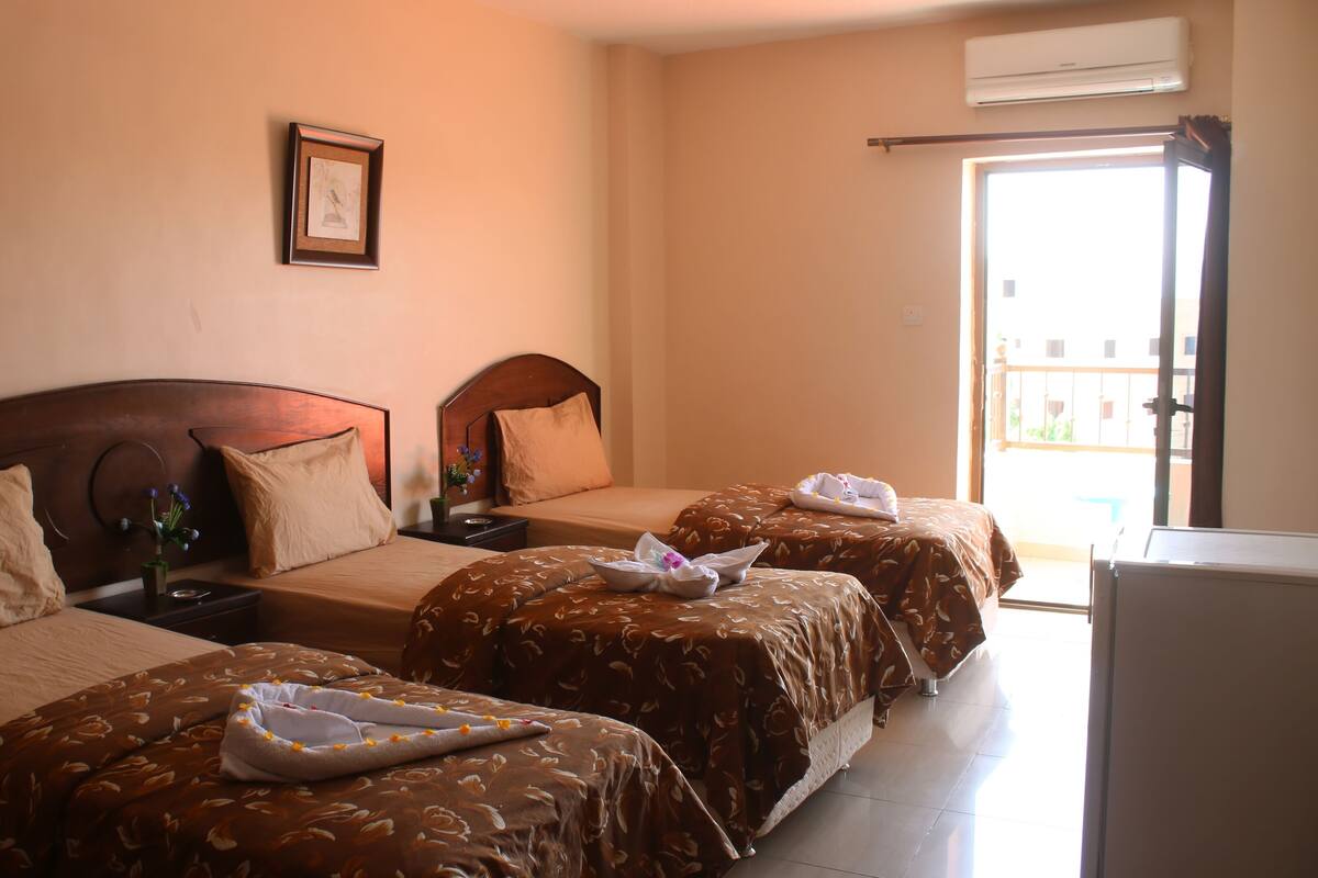 Triple Room