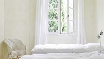 3 slaapkamers, een strijkplank/strijkijzer, wifi, beddengoed