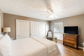 3 Schlafzimmer, Bügeleisen/Bügelbrett, Internetzugang, Bettwäsche