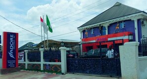 ด้านหน้าที่พัก