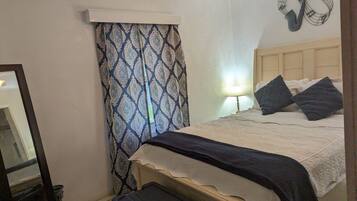 2 Schlafzimmer, BĂŒgeleisen/BĂŒgelbrett, Reisekinderbett, kostenloses WLAN