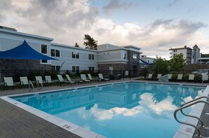 Indoor pool, seasonal outdoor pool - The Willows (Bar Harbor)