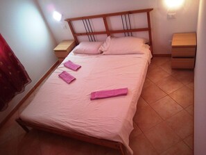 Appartement Confort, 3 chambres | Bureau, espace de travail pour ordinateurs portables