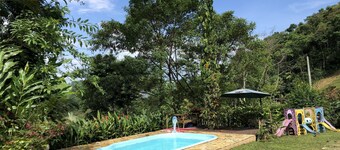 Enkel og hyggelig villa m / pool !!!