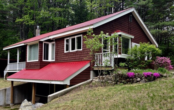 Exterior - Romantic White Mountain Retreat near Conway, NH (Madison)