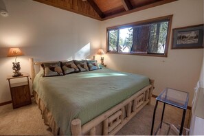 House, Multiple Beds, Hot Tub