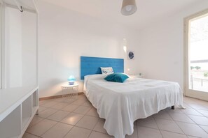 3 soverom, strykejern/-brett, wi-fi og sengetøy