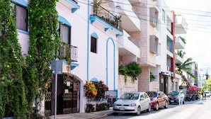 Exterior detail - Playa Centro 102 (Playa del Carmen)