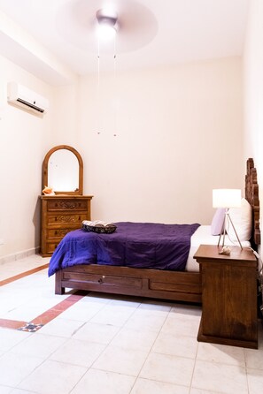 Apartment | Free WiFi, bed sheets - Playa Centro 102 (Playa del Carmen)