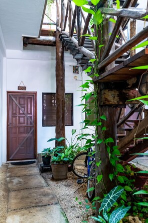 Staircase - Playa Centro 102 (Playa del Carmen)