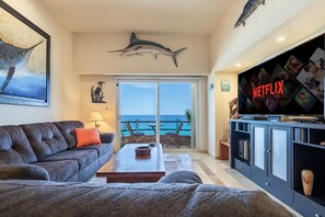 Smart TV, DVD player, ping pong, books