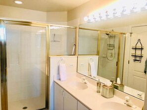 Badewanne, Haartrockner