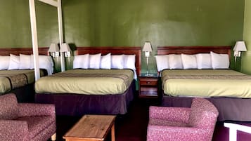 Habitación estándar doble | Ropa de cama de alta calidad y colchones con acolchado adicional