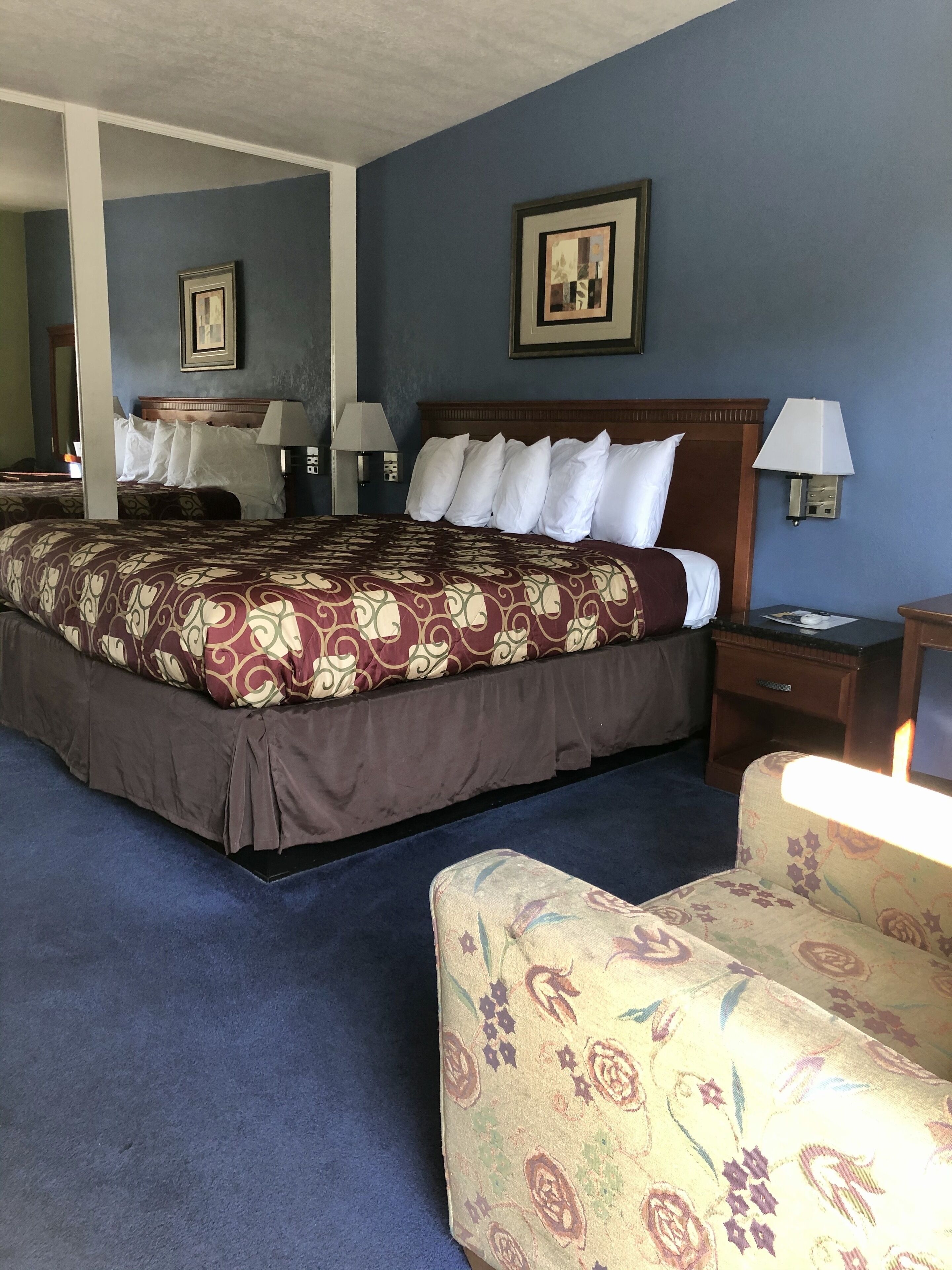 Standard Single Room | Premium bedding, pillowtop beds, desk, laptop workspace