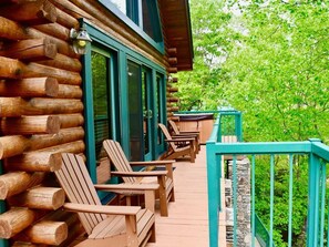 Terrace/patio - Cabin, hot tub, High Speed Internet, fire pit, resort, hiking, boating,spa,golf (Lake Lure)