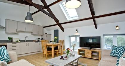 Navetta, 21 rannalla - mökki, joka mahtuu 4 vierasta 2 makuuhuoneessa