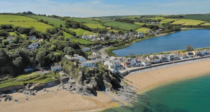 The Barn, 21 At The Beach - ein Ferienhaus für 4 Personen in 2 Schlafzimmern