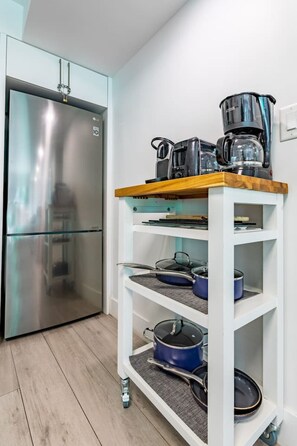 Interior - Lux 2-Bedroom w/ Parking – 6 Blocks from Lincoln Rd (Miami Beach)