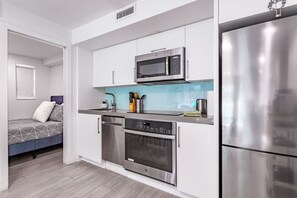 Fridge, microwave, oven, stovetop - Lux 2-Bedroom w/ Parking – 6 Blocks from Lincoln Rd (Miami Beach)