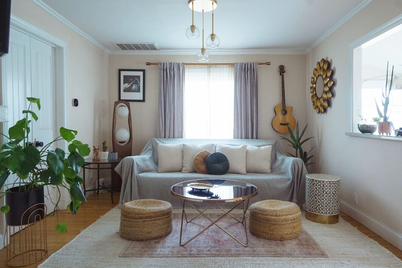 Smart TV, chimenea y impresora 