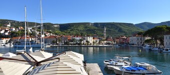 Eksklusiv luksusvilla ved vandet | Privat pool | Panoramisk havudsigt