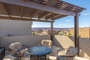 Resortwoning, meerdere bedden (Epic Escape) | Balkon