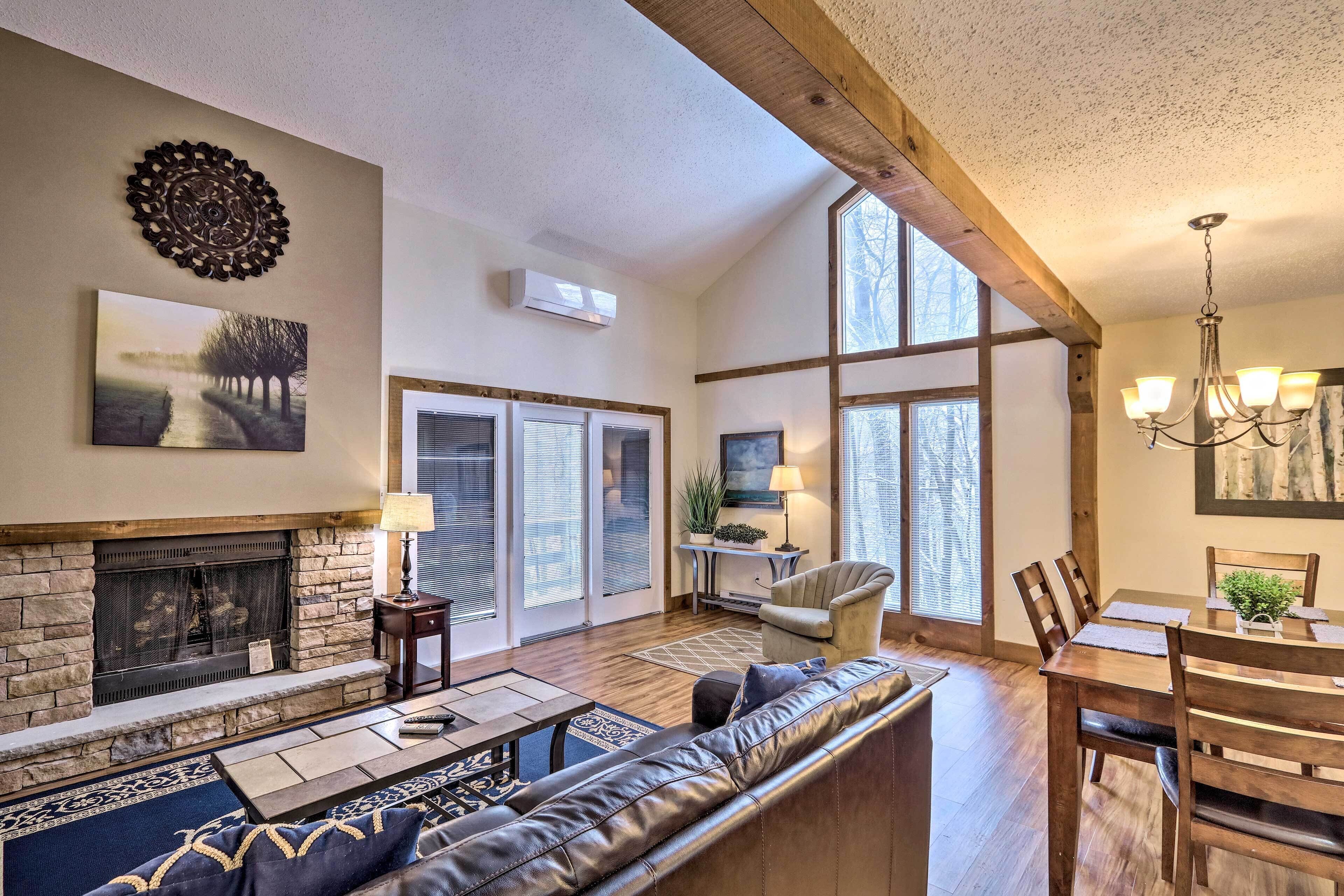 Well-Appointed Villa w/Sauna at Camelback Mtn