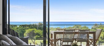 Joy Apartment 1 - Brand New Beachfront Apartment, Views, Linen, WIFI and More