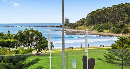 JOY APARTMENT 3 - Upouusi rannalla sijaitseva huoneisto, näkymät, liinavaatteet, wifi ja paljon muuta