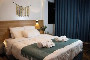 Down duvets, free WiFi