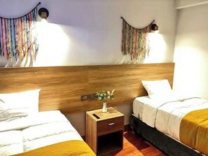 Down comforters, free WiFi