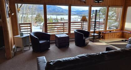Beautiful Lake and Mountain Views with Parking for your Toys! In Grand Lake