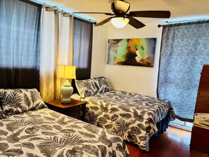 2 bedrooms, iron/ironing board, free WiFi, bed sheets