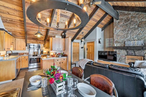 Big Sky Condo w/ Resort Amenities & Mountain Views