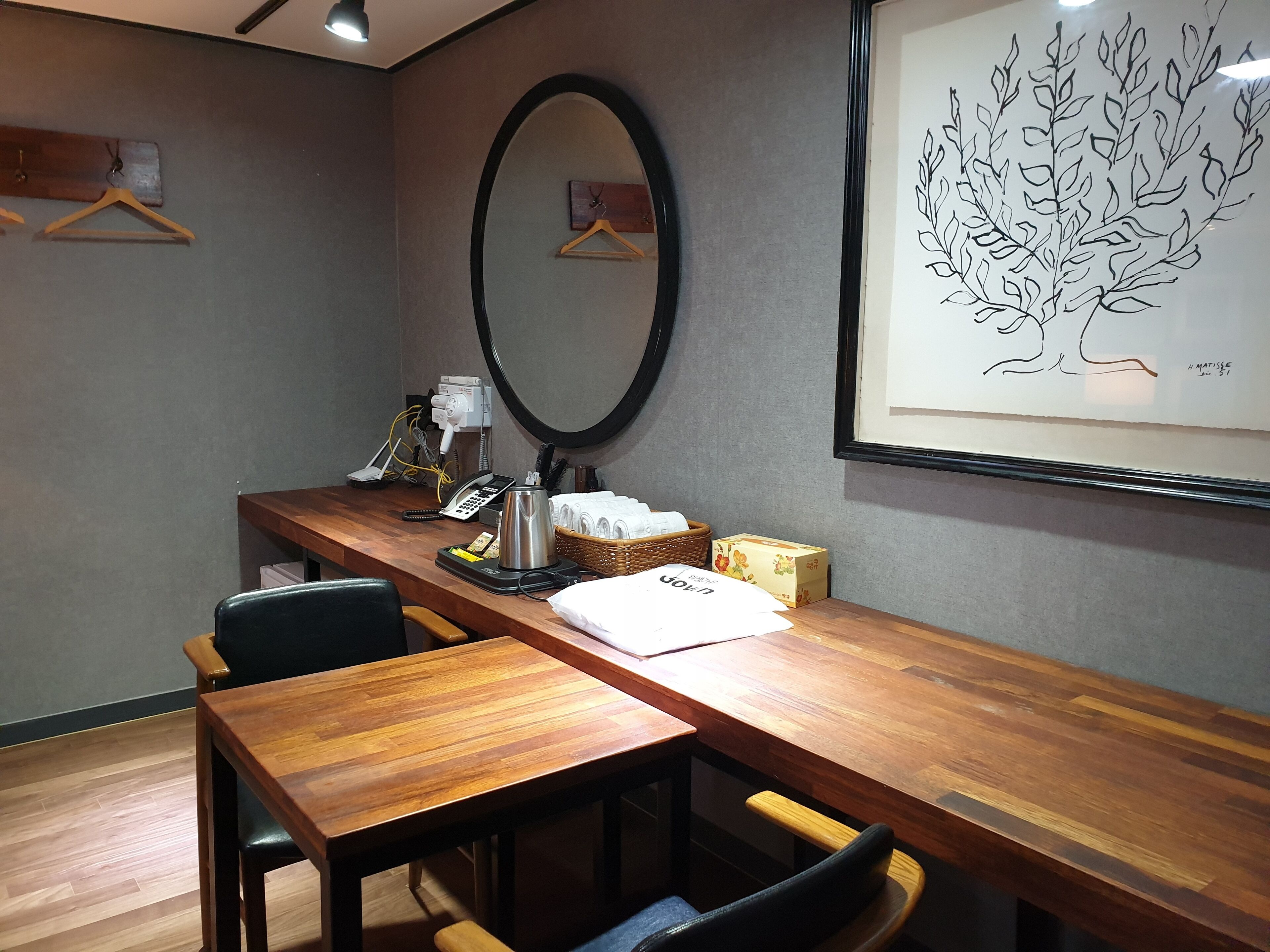 standard room | room amenity