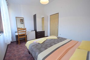 3 chambres, Wi-Fi gratuit, draps fournis