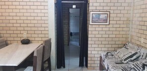 Interior - Phoenix House Rose 1 (Imbituba)